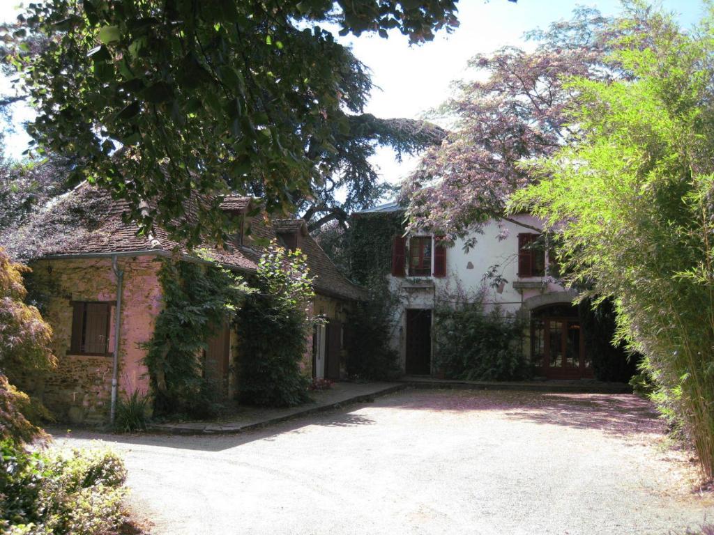 Chambres D'Hotes Closerie Du Guilhat Salies-de-Bearn Exterior photo