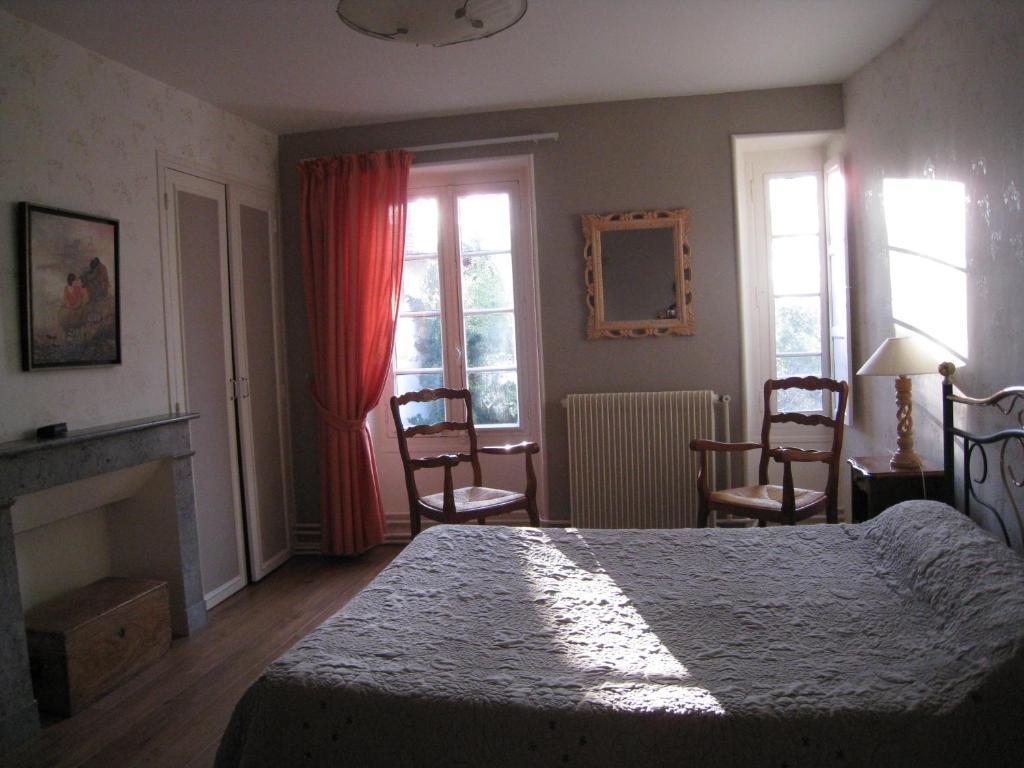 Chambres D'Hotes Closerie Du Guilhat Salies-de-Bearn Room photo